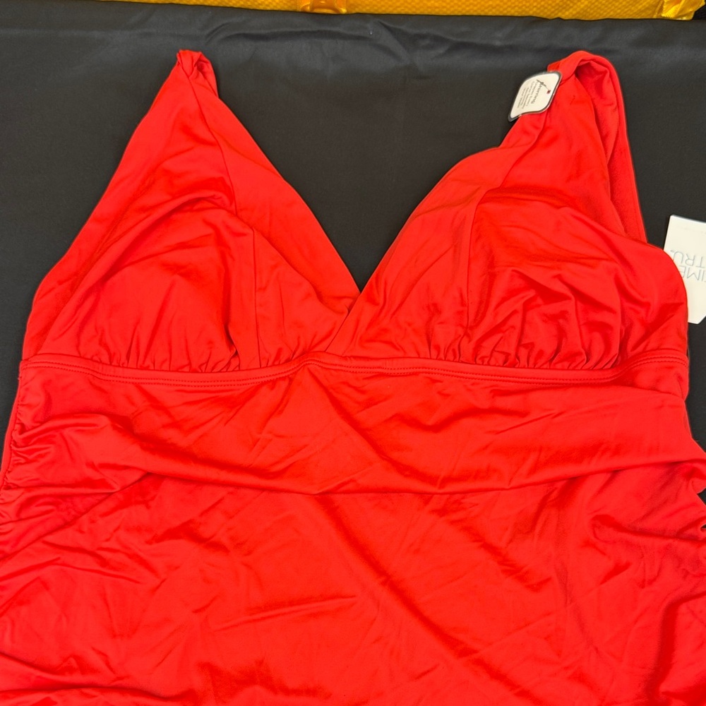 Time and Tru Plus Size Vibrant Red Swimsuit size 2X (20W-22W) shirring